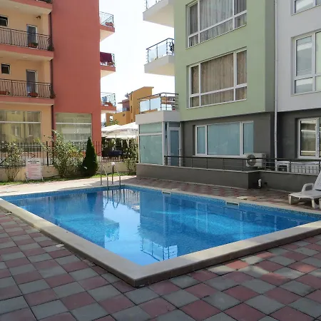 Apartamento In Azalia 2 Complex *